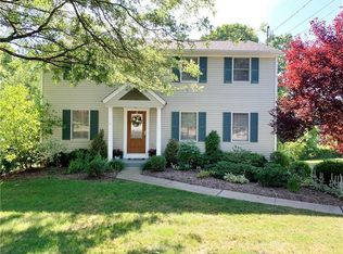 949 Old Washington Rd, Canonsburg, PA 15317