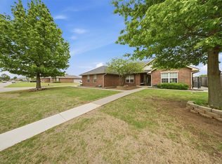 2317 Whispering Pine Blvd, Shawnee, OK 74804