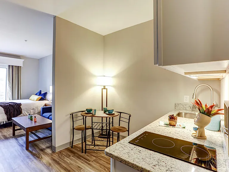 Hilltop Lofts II — Photo 44