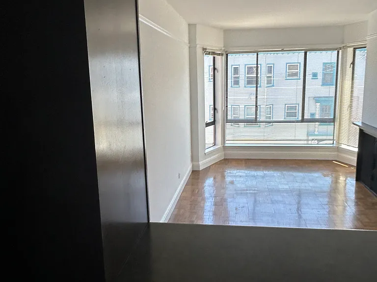 211 27th Ave #2 — Photo 7