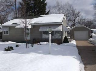 850 Center St, Muskegon, MI 49442