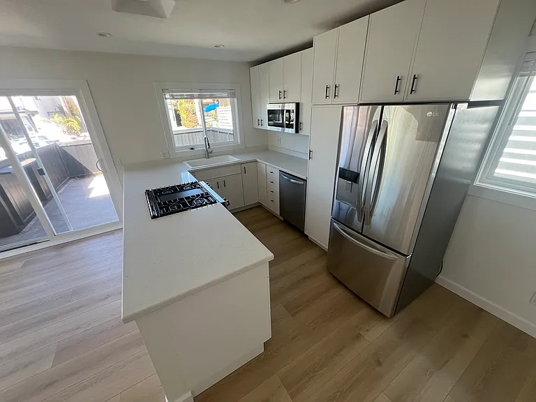 225 Avenida Serra #A — Photo 9