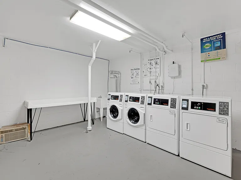 388 Courtland Ave #5C — Photo 10