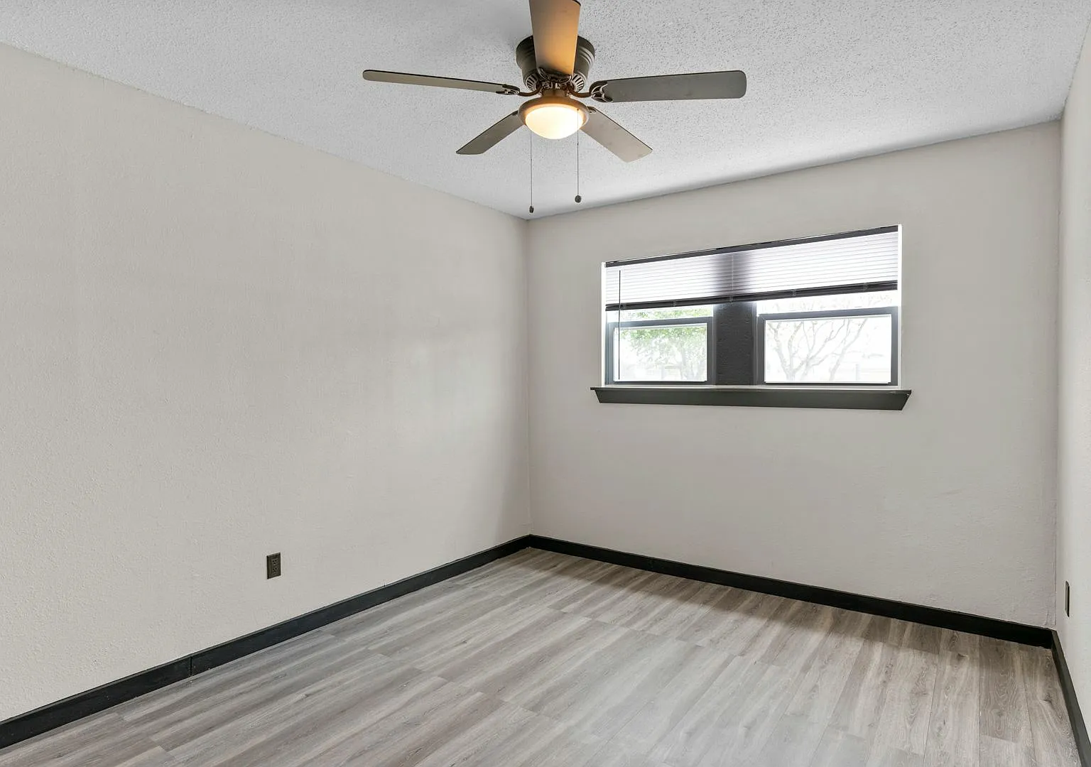 Bay City Flats — Photo 2