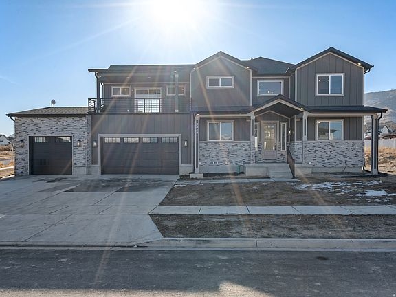 2nd image of 3429 S Spinnaker Bay Dr E