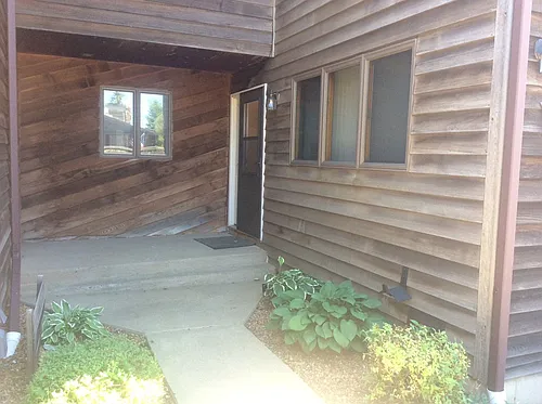 1573 Prairie Ave Photo 1
