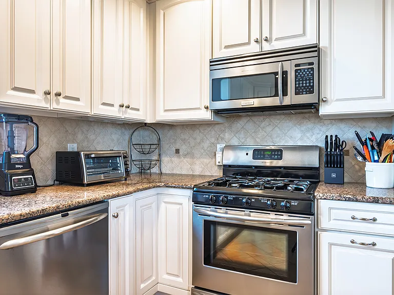 128 Ridgeway Ave — Photo 25