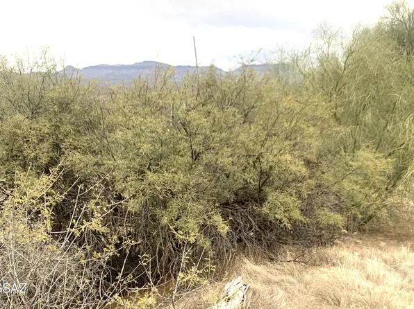 W Galiuro St, Mammoth, AZ 85618