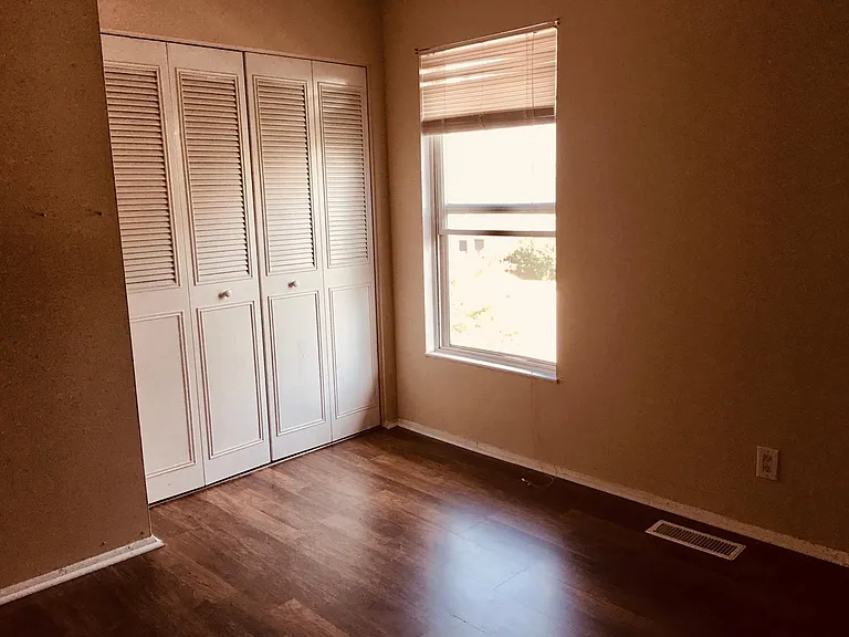 3677 Kenbrooke Ct — Photo 21