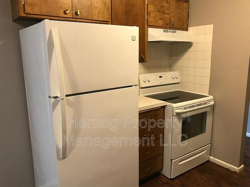 1st image of 809 E Cavour Ave APT 13