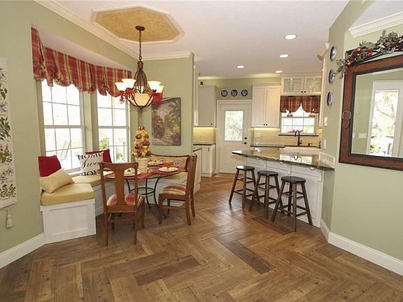 5th image of 21539 Rollingwood Trl