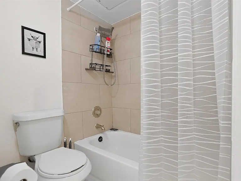 3770 Lovers Wood Ln #610 — Photo 27