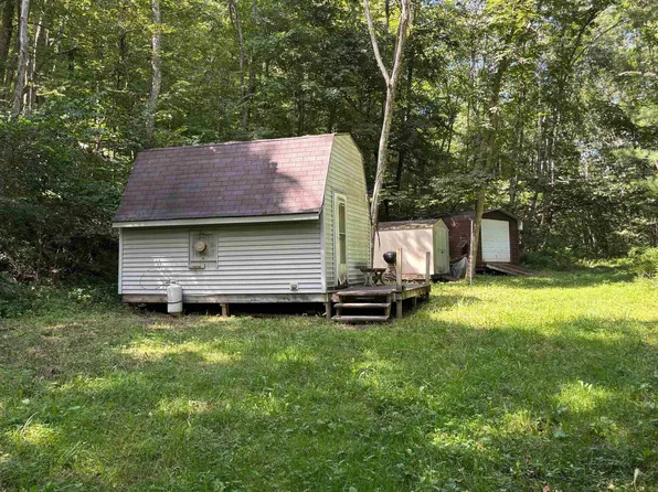 43167 Guthrie Rd, Gays Mills, WI 54631