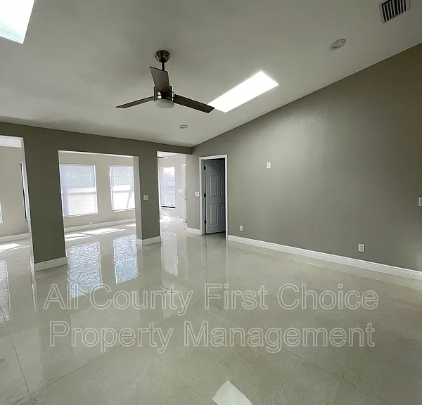 3580 102nd Pl N — Photo 5