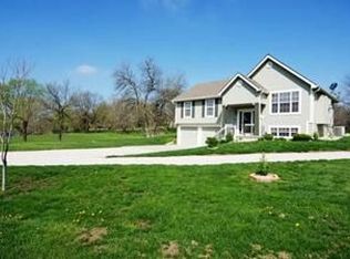 33000 Clevenger Rd, Excelsior Springs, MO 64024