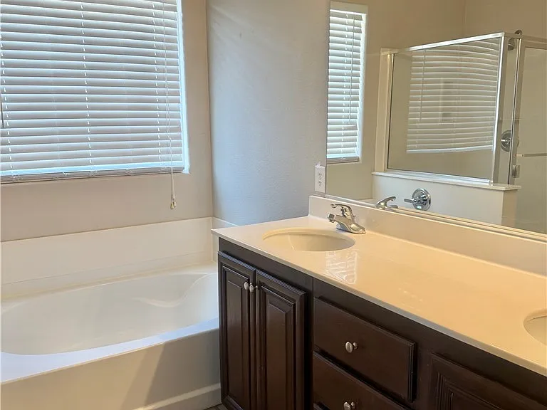 6774 Antique Oak Ct — Photo 20