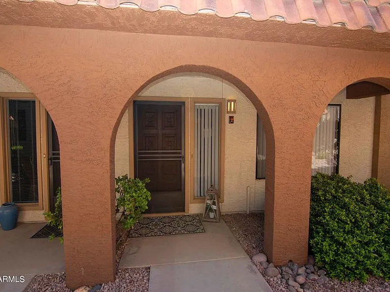 16510 E Palisades Blvd #6 — Photo 1