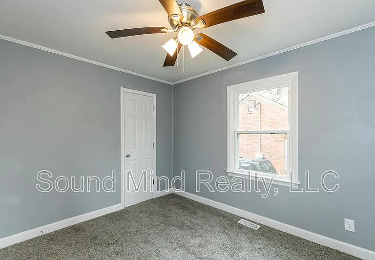 1729 Dallas St — Photo 22