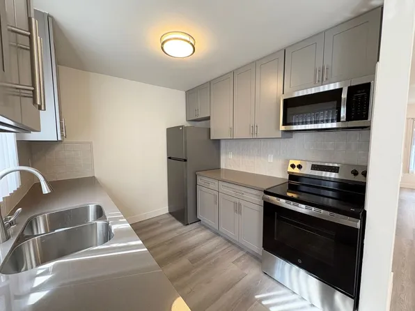 8123 Langdon Ave, 8123 Langdon Ave #14, Van Nuys, CA 91406
