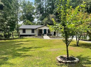 221 Cross Gate Dr, Marietta, GA 30068