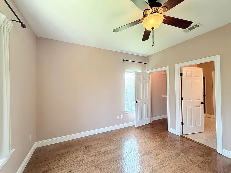 2610 Caldwell Cir — Photo 12