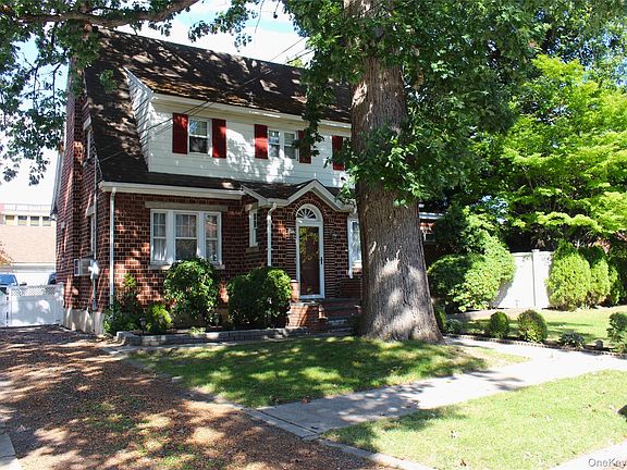 2nd image of 21215 33rd Avenue