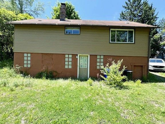 4th image of 1611 Crawford Rd