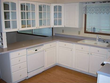 5th image of 136 1st St NW