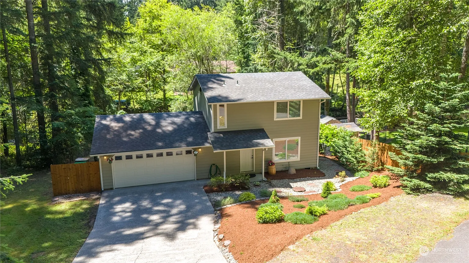 7907 Egret Drive SE photo 1