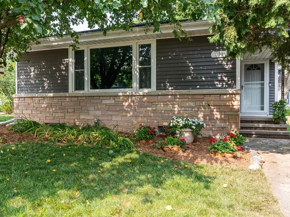 511 S State St, Appleton, WI 54911