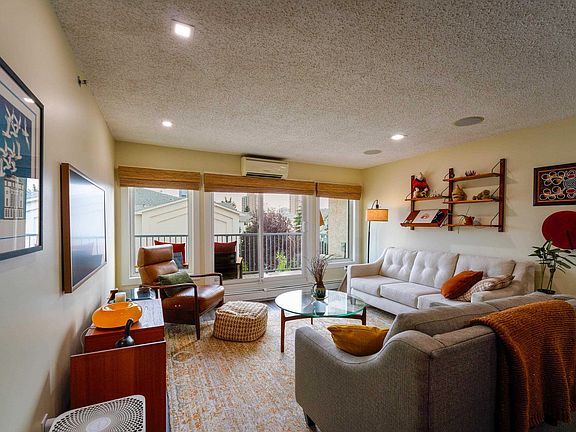 5th image of 11915 106th Ave NW #320