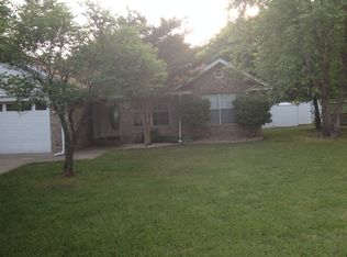 615 N 15th St, Van Buren, AR 72956