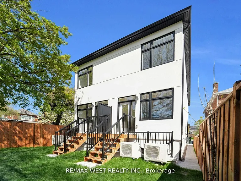 521 Saint Johns Rd #LOWER — Photo 14