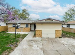 2255 S Vine St, Wichita, KS 67213