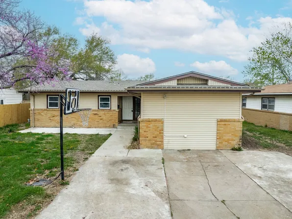 2255 S Vine St, Wichita, KS 67213