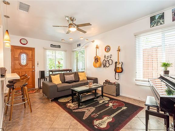 4th image of 6111 Fulcher Ave