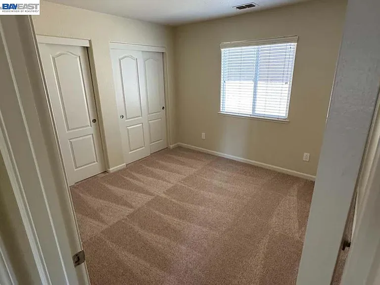 17359 Stone Celler Way — Photo 3