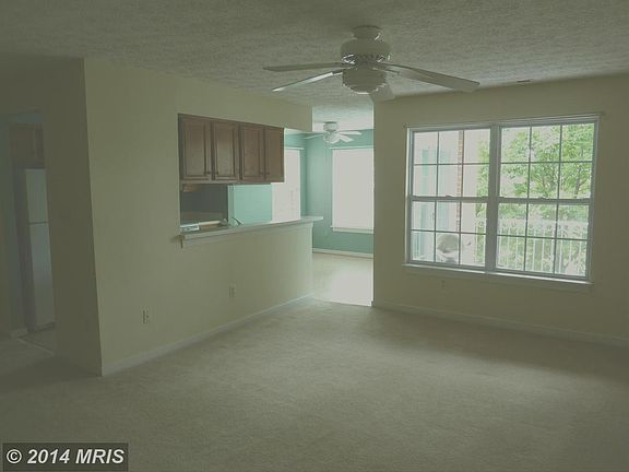 3rd image of 2406 Forest Edge Ct Unit 202F
