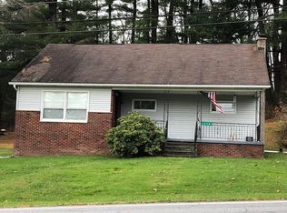 370 Old Tavern Rd, Hunlock Creek, PA 18621