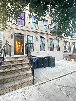 Rented by Artur Gutman, LREB | media 14