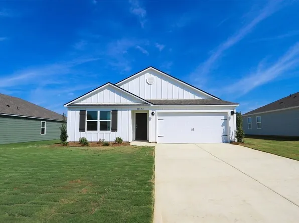 11593 McCord Ln, Moundville, AL 35474