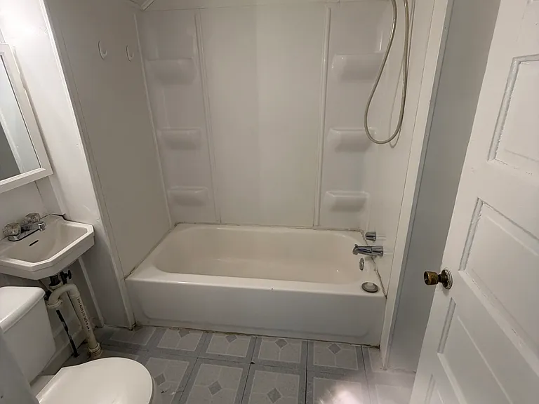 531 N Schuyler Ave #2 — Photo 16
