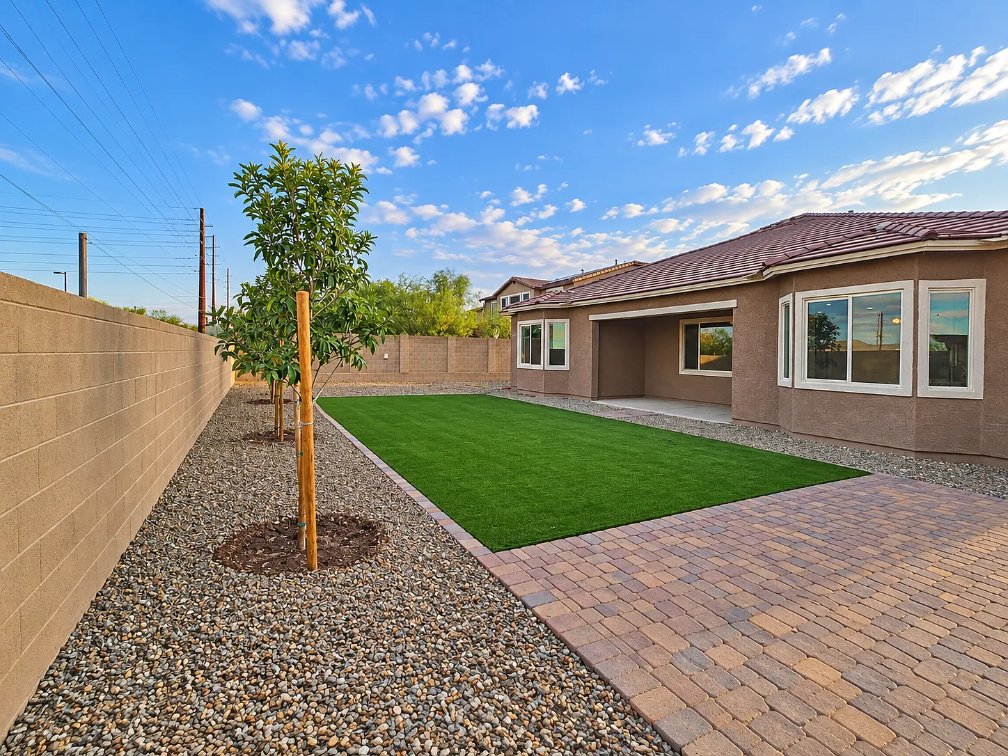 4 bed, 2.5 bath, 2218 sqft, $2,850 — Photo 3