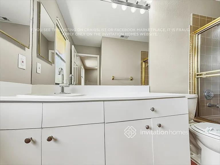 11585 Gorham Dr — Photo 15