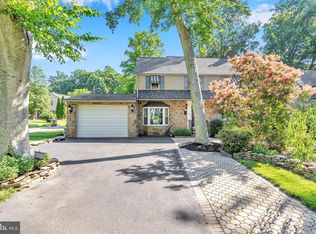 200 Forest Dr, Wilmington, DE 19804