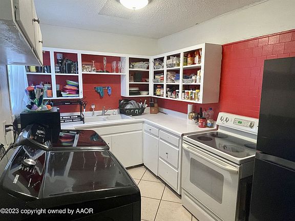 5th image of 1007 Shamrock Dr