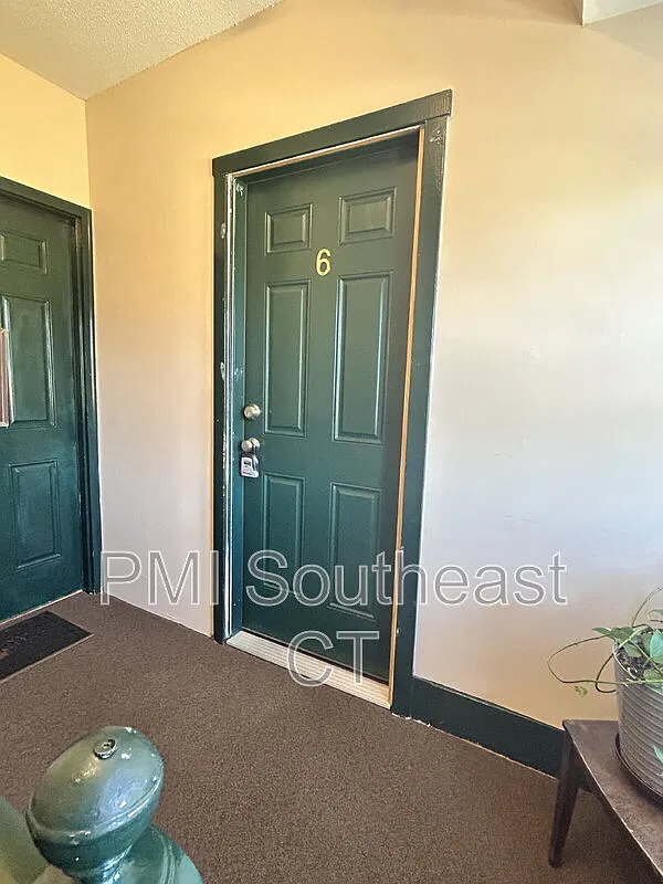 2 bed, 1.0 bath, 750 sqft, $1,650 — Photo 4