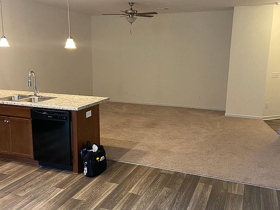 4th image of 125 Grant Dr