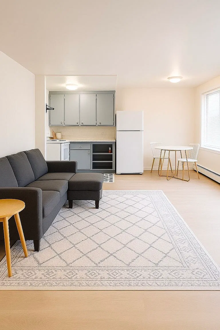 1 bed, 500 sqft, $1,800 — Photo 1