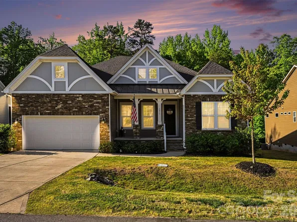 1033 Moonlight Mist Rd, Belmont, NC 28012